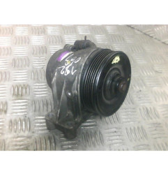 Pompe de direction RENAULT LAGUNA 1 Photo n°1