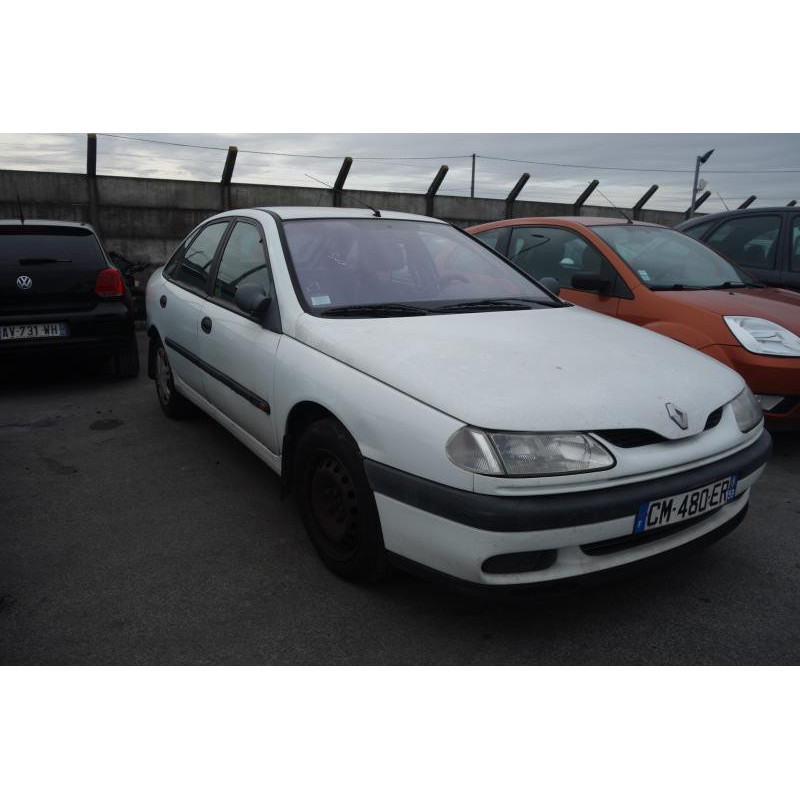 Pompe de direction RENAULT LAGUNA 1 Photo n°5