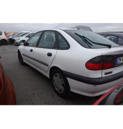 Pompe de direction RENAULT LAGUNA 1