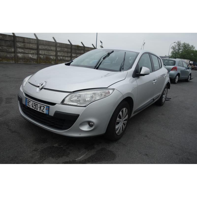 Pretensionneur de ceinture avant gauche RENAULT MEGANE 3 Photo n°4