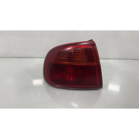 Feu arriere principal gauche (feux) SEAT TOLEDO 2 Photo n°1