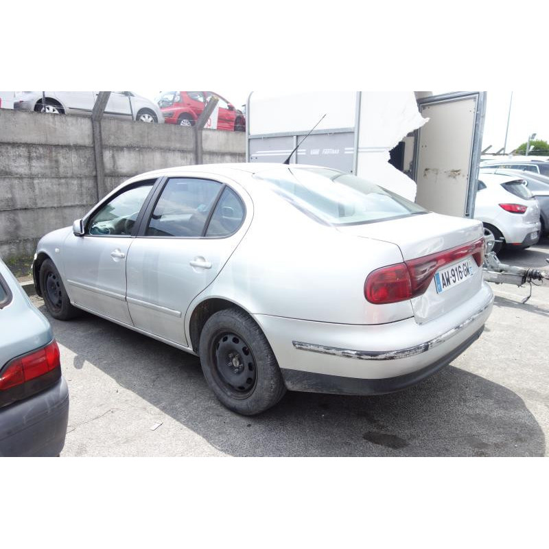 Pare choc arriere SEAT TOLEDO 2 Photo n°5