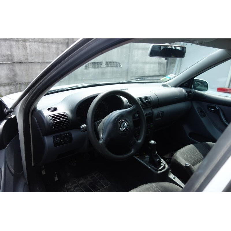 Pare choc arriere SEAT TOLEDO 2 Photo n°6