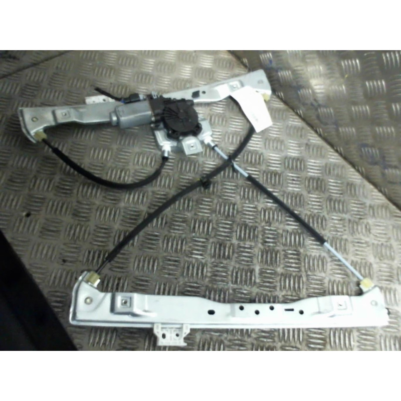 Leve vitre electrique avant droit CITROEN DS3 Photo n°1