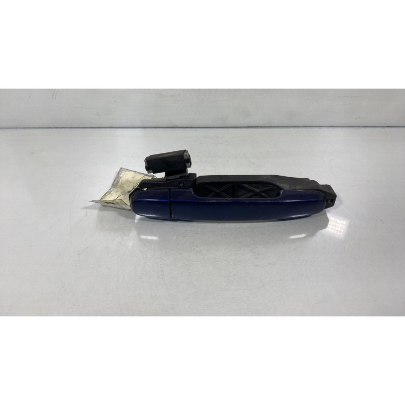 Poignee porte arriere droit TOYOTA YARIS 2 Photo n°1