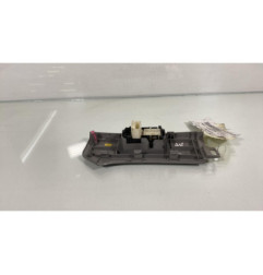 Interrupteur de leve vitre avant droit TOYOTA YARIS 2
