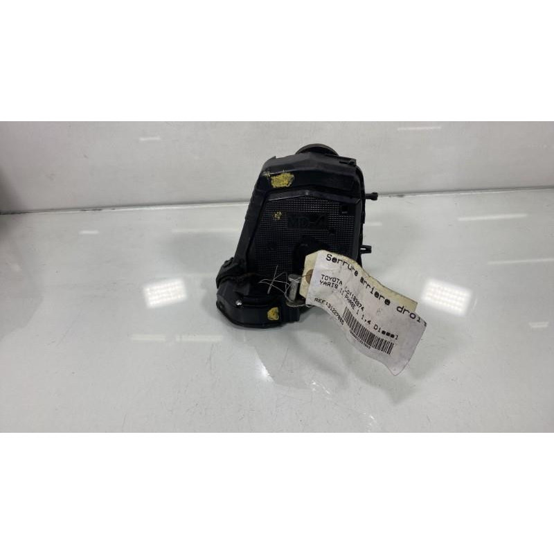 Serrure arriere droit TOYOTA YARIS 2 Photo n°1