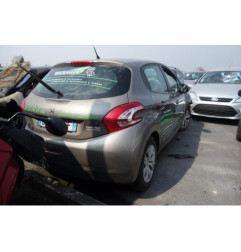 Eclairage de plafonnier PEUGEOT 208 1
