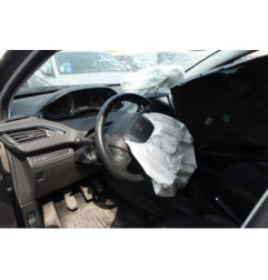 Eclairage de plafonnier PEUGEOT 208 1