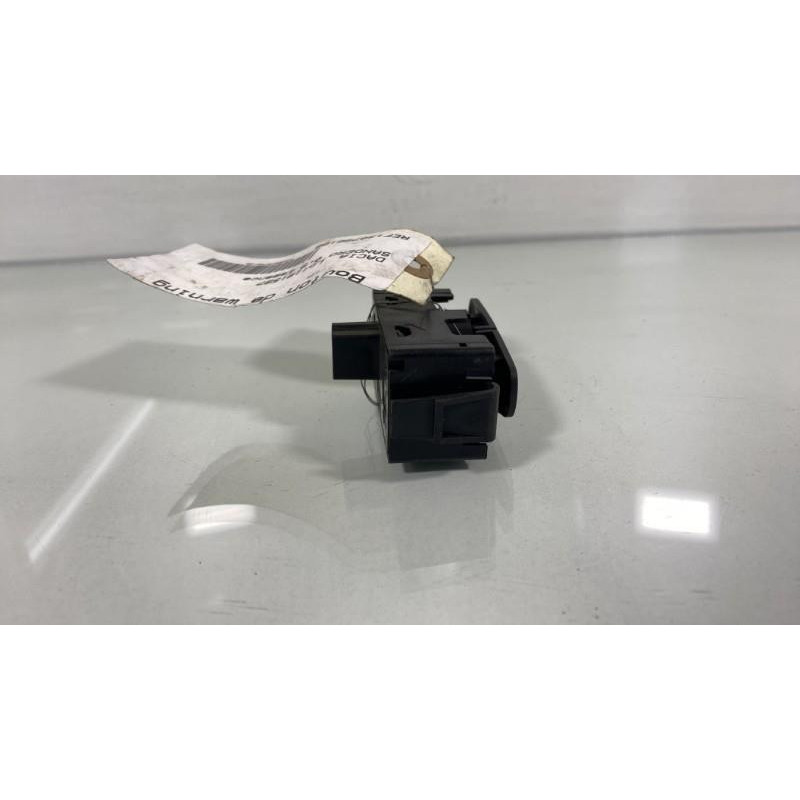 Bouton de warning DACIA SANDERO 2 Photo n°2