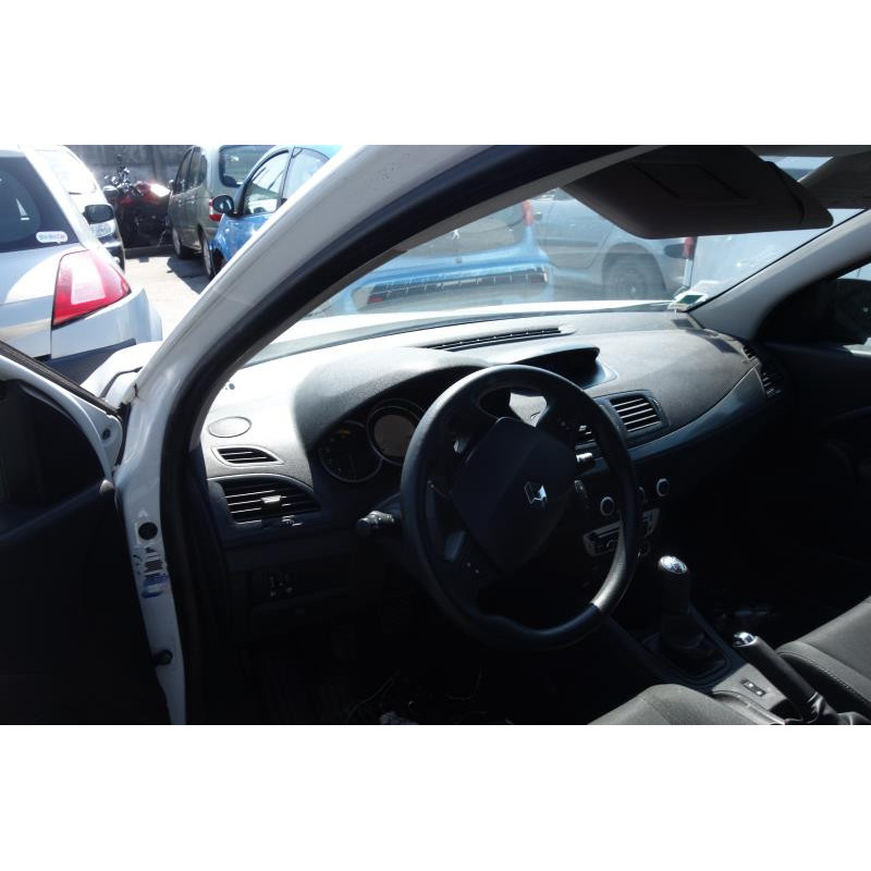Bloc ABS (freins anti-blocage) RENAULT MEGANE 3 Photo n°10
