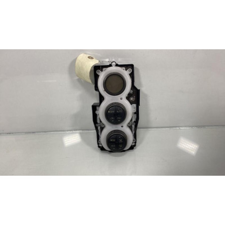 Commande chauffage TOYOTA YARIS 2 Photo n°1