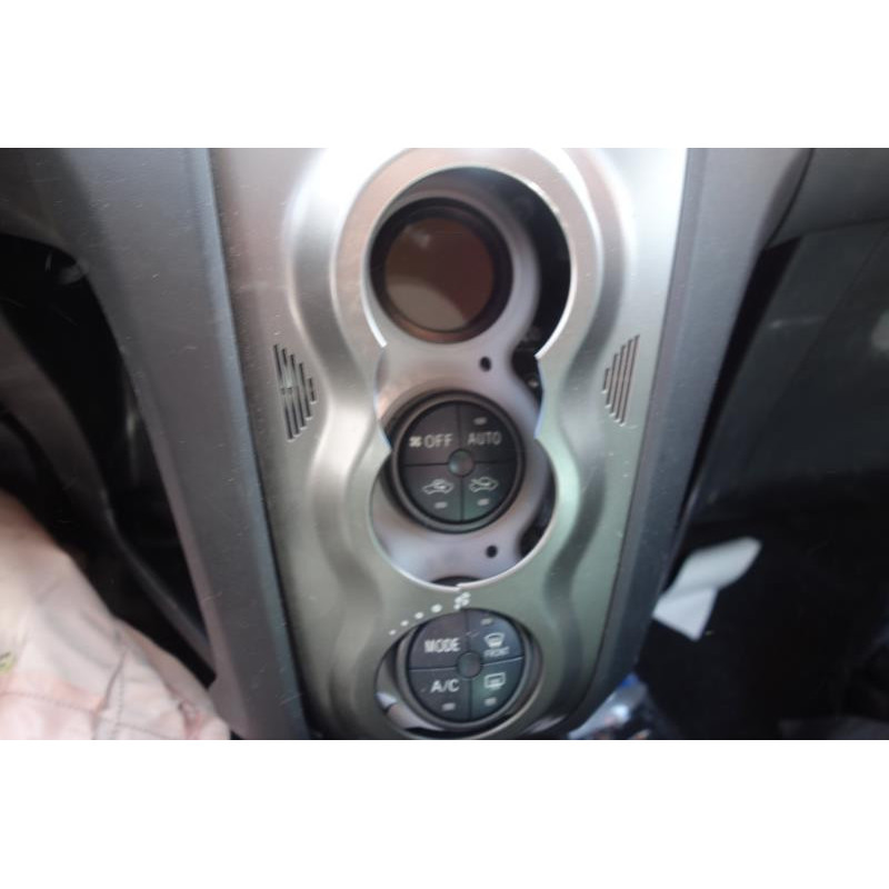 Commande chauffage TOYOTA YARIS 2 Photo n°11