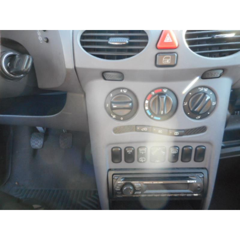 Serrure avant droit MERCEDES CLASSE A 168 Photo n°9