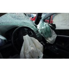 Serrure avant droit TOYOTA COROLLA VERSO 2