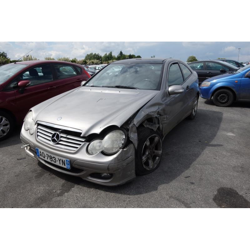 Bloc ABS (freins anti-blocage) MERCEDES CLASSE C 203 COUPE SPORT Photo n°3