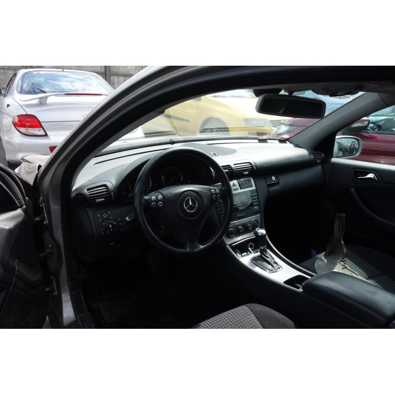 Bloc ABS (freins anti-blocage) MERCEDES CLASSE C 203 COUPE SPORT Photo n°7