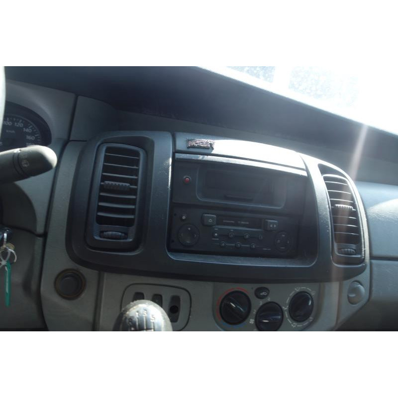 Poignee porte avant gauche RENAULT TRAFIC 2 Photo n°9
