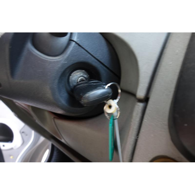 Poignee porte avant gauche RENAULT TRAFIC 2 Photo n°10