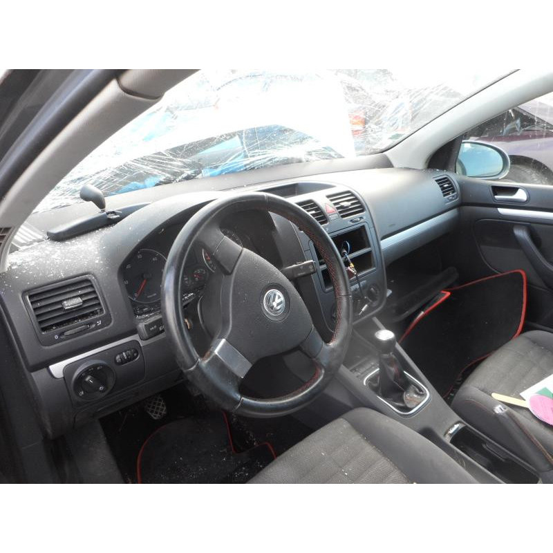 Vitre avant droit VOLKSWAGEN GOLF 5 Photo n°6