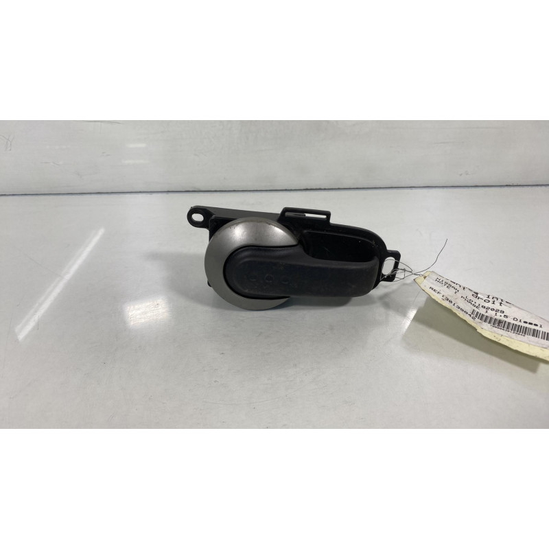 Poignee interieur avant droit NISSAN NOTE 1 Photo n°1