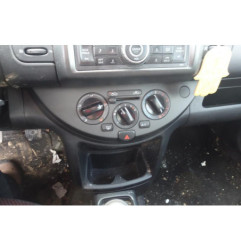 Poignee interieur avant droit NISSAN NOTE 1