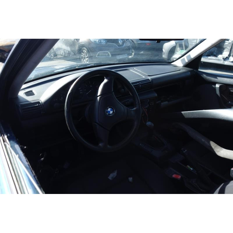 Feu arriere principal droit (feux) BMW SERIE 3 E36 Photo n°8