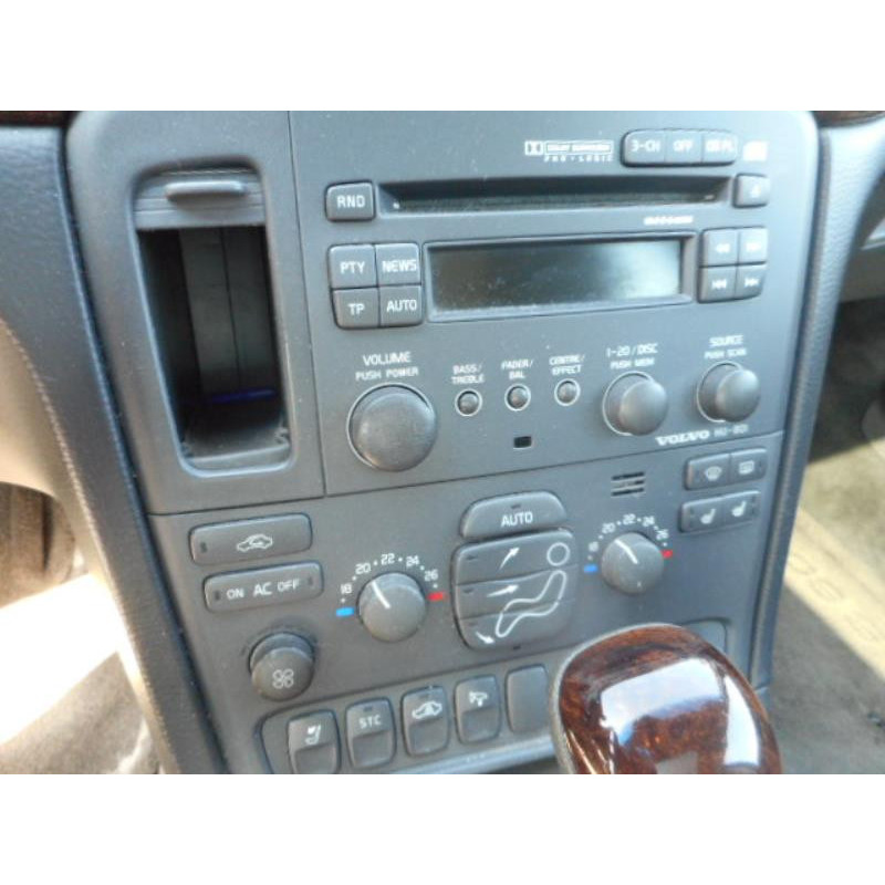 Aile avant gauche VOLVO S 80 1 Photo n°8