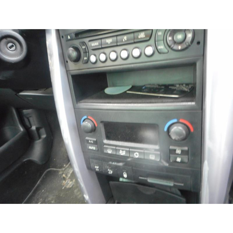 Custode arriere gauche PEUGEOT 207 Photo n°8
