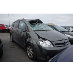 Serrure avant droit TOYOTA COROLLA VERSO 2