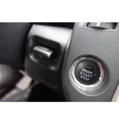 Serrure avant droit TOYOTA COROLLA VERSO 2