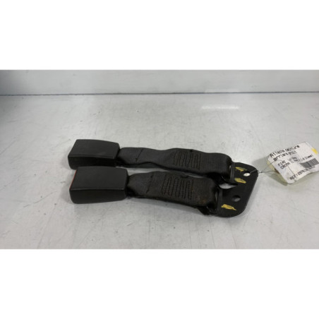 Attache ceinture arriere droit FIAT CROMA 2 Photo n°1