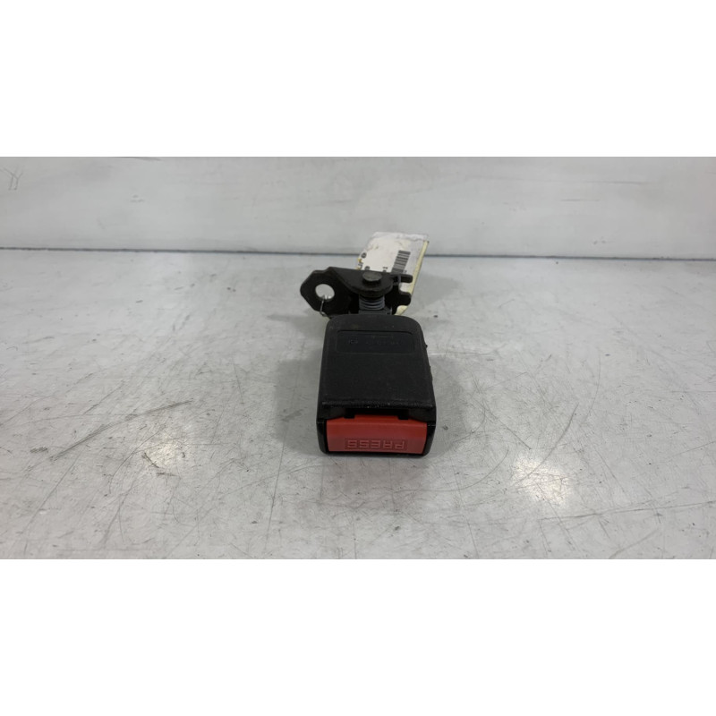 Attache ceinture arriere gauche PEUGEOT 407 Photo n°2