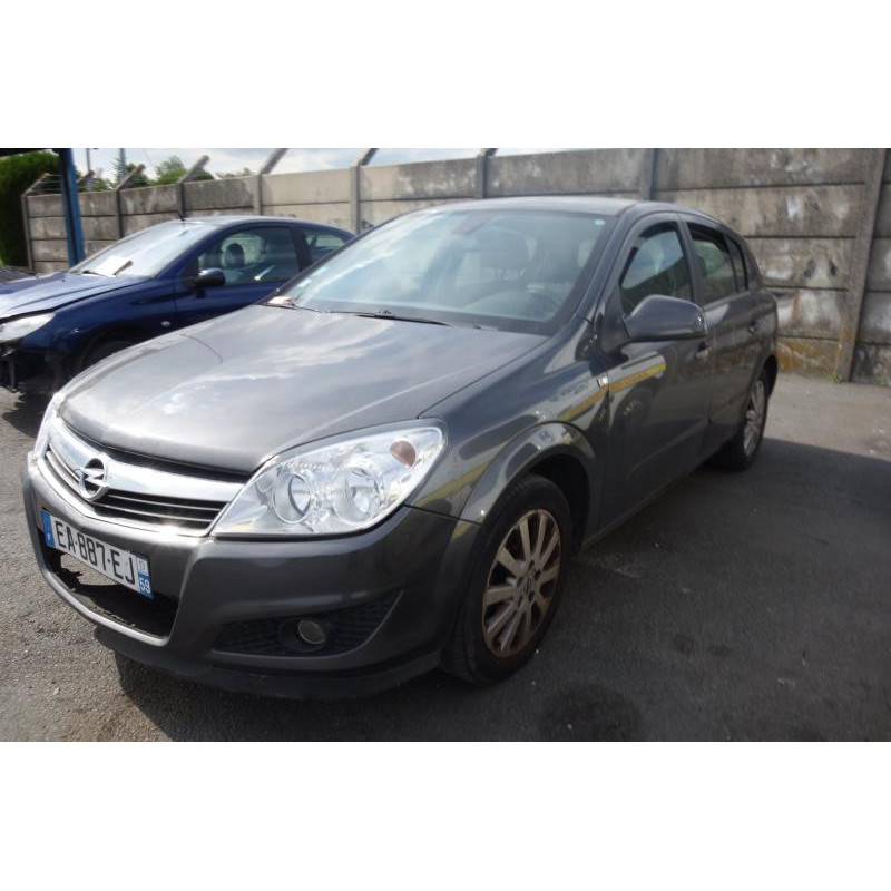 Trappe d'essence OPEL ASTRA H Photo n°4