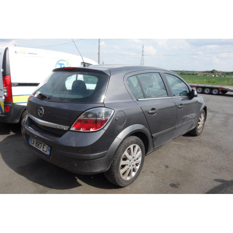 Trappe d'essence OPEL ASTRA H Photo n°6