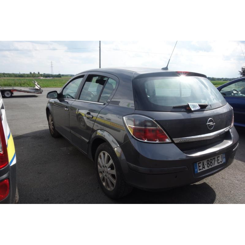 Trappe d'essence OPEL ASTRA H Photo n°7