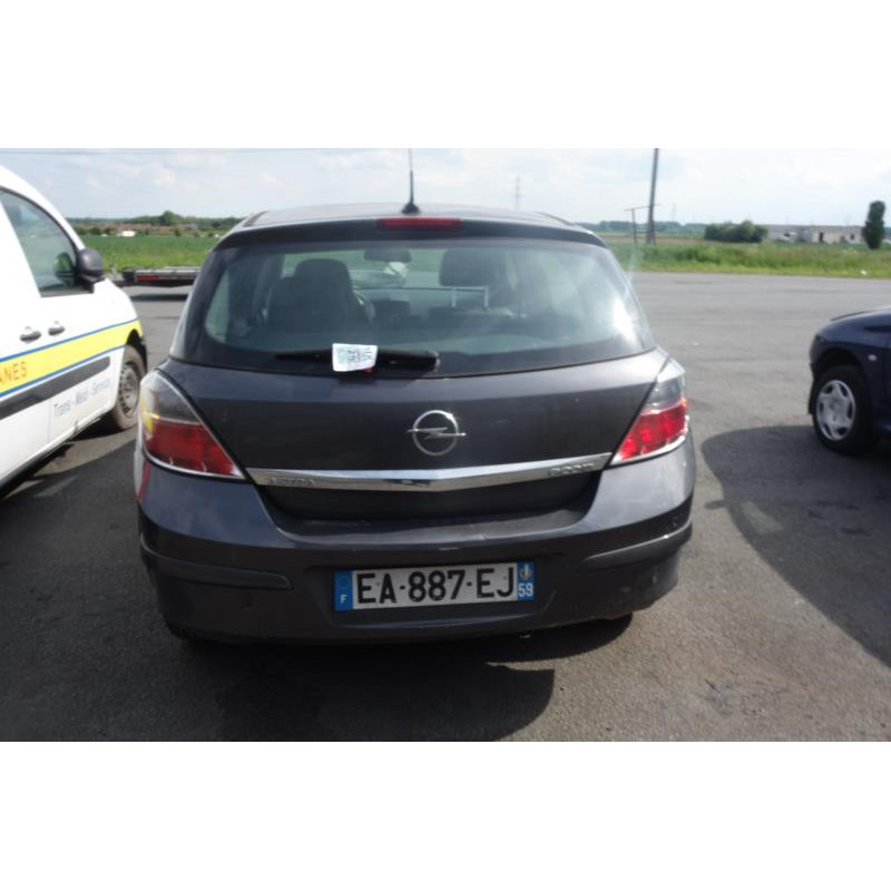 Trappe d'essence OPEL ASTRA H Photo n°8