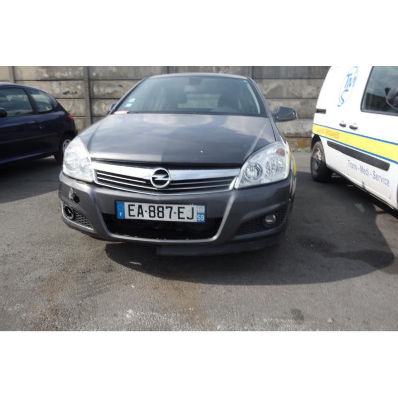 Trappe d'essence OPEL ASTRA H Photo n°9