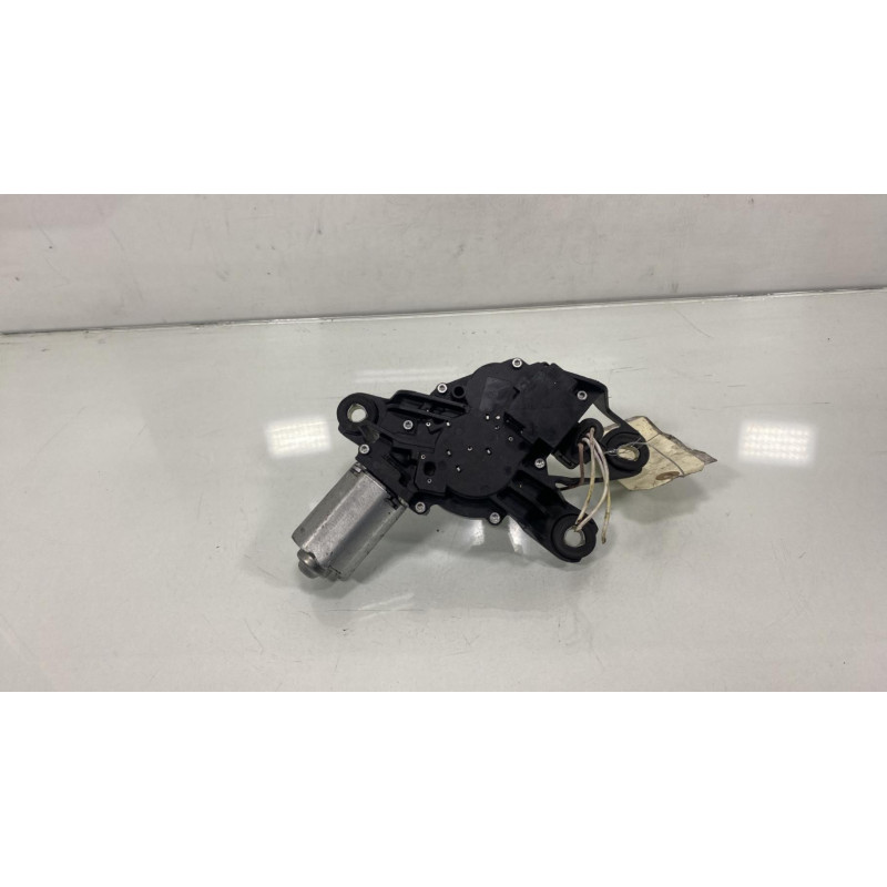 Moteur essuie glace arriere VOLKSWAGEN GOLF PLUS Photo n°2