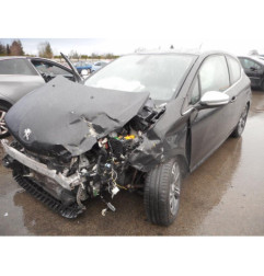 Bouton de warning PEUGEOT 208 1