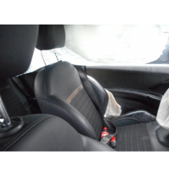 Bouton de warning PEUGEOT 208 1