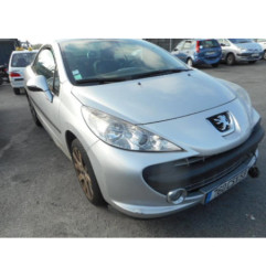Attache ceinture arriere gauche PEUGEOT 207