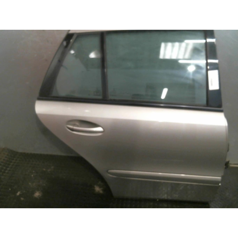 Porte arriere droit MERCEDES CLASSE E 211 Photo n°1