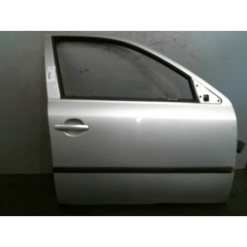 Porte avant droit SKODA OCTAVIA 1 Photo n°1