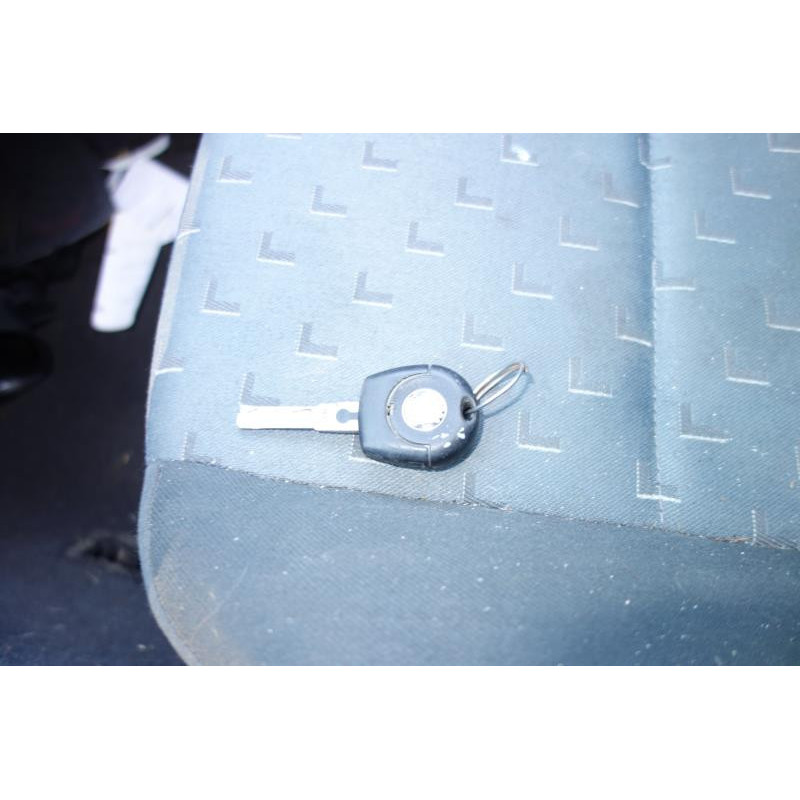 Porte avant droit SKODA OCTAVIA 1 Photo n°10