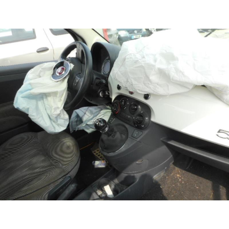 Bouton de warning FIAT 500 2 Photo n°9