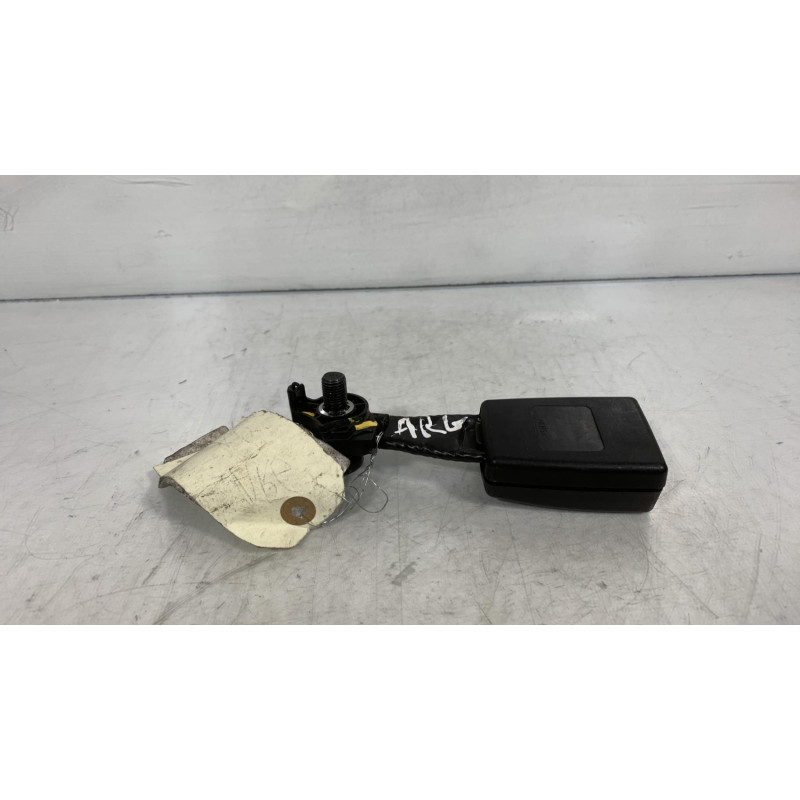 Attache ceinture arriere gauche AUDI Q5 1 Photo n°3