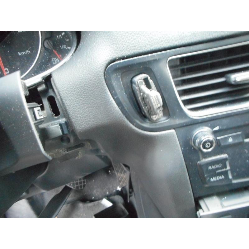 Boite a gants AUDI Q5 1 Photo n°11
