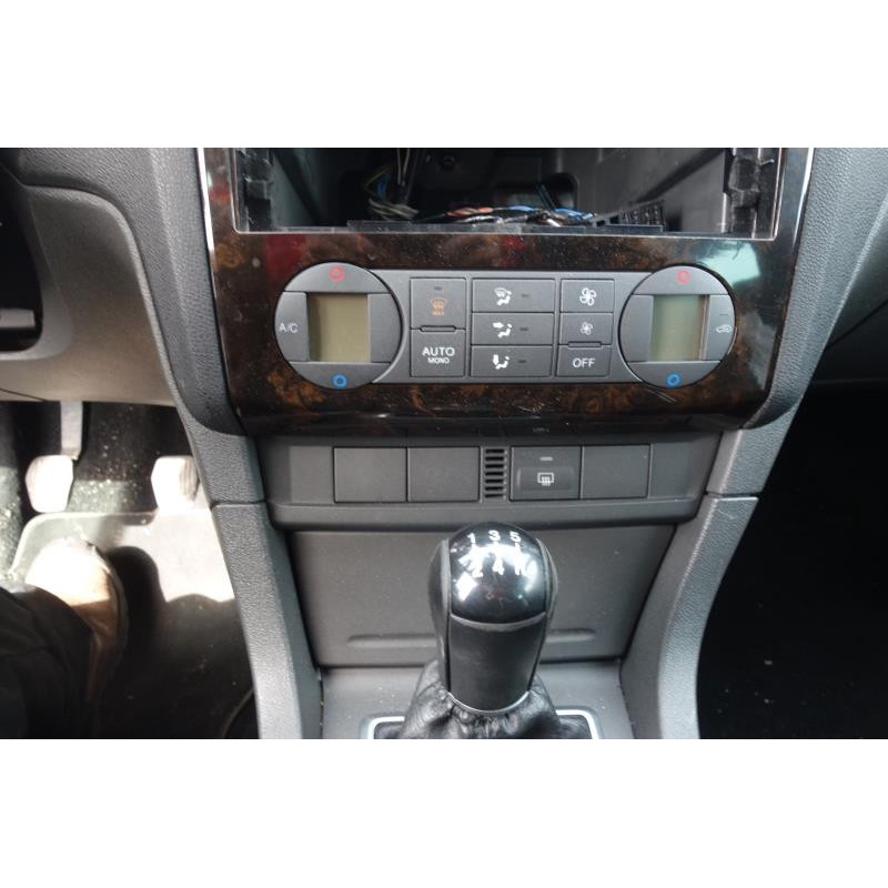 Serrure avant droit FORD FOCUS 2 Photo n°9