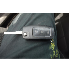 Serrure avant droit FORD FOCUS 2